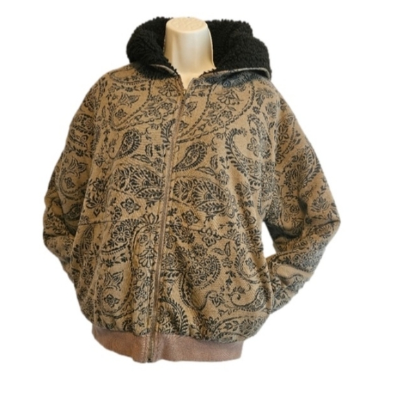 Forever 21 Jackets & Blazers - Forever 21 Paisley Print Zip-up Hoodie. size S  Brown and black  sherpa
